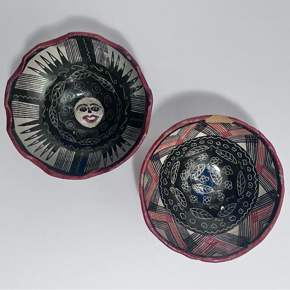 2 Vintage KICHWA MOCAHUA Drinking Cups / ECUADOR RAINFOREST / Some Damage / RARE